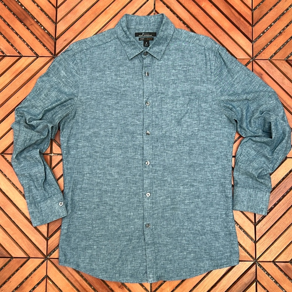 📘 Marc Anthony Luxury Slim Fit Chambray Button Down Shirt, size Small